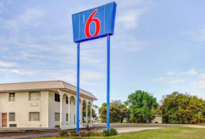  Motel 6 Waco - Lacy Lakeview  Беллмид